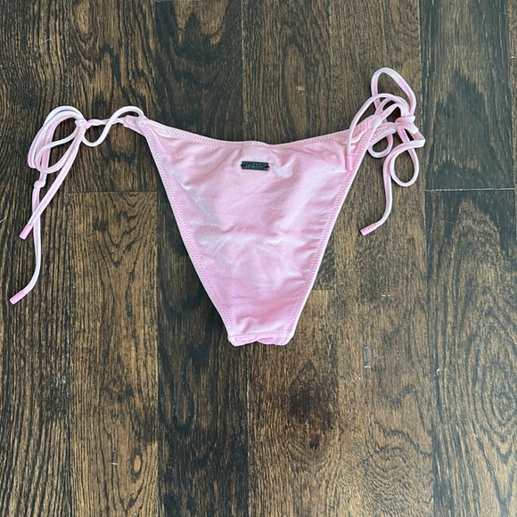 Triangl Velvet Light Pink Bikini Set - Picture 4 of 7